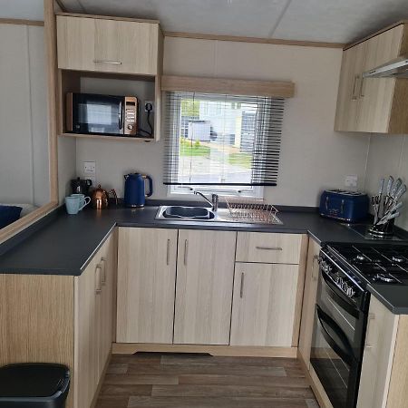 The Tiddler - Plot 101, Woodlands Lodge Retreat, New Quay, West Wales Llanina 외부 사진